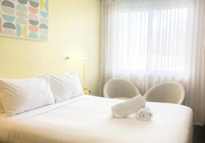 Отель 24 Hour CheckIn Motels -Sea Lake Motel  Си Лейк